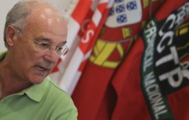 «Portugal, para avançar, precisa de romper com baixos salários e trabalho precário»