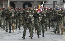Militares reclamam alteração do sistema remuneratório