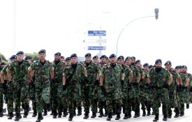 Avaliação dos militares em discussão