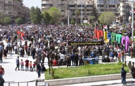 Protestos em Alepo contra agressão turca