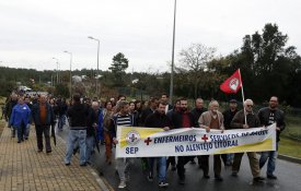 Protesto no Hospital do Litoral Alentejano por melhores condições