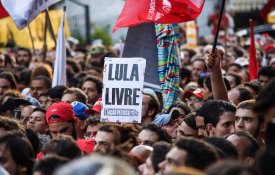 Lula está na «solitária» porque «temem a sua voz»