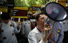 Greve dos médicos reforçada no último dia