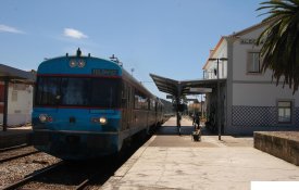 Modernização da Linha do Oeste continua sem ver a luz do dia