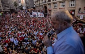 Lula lança pré-candidatura este domingo em todo o Brasil