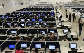 Trabalhadores dos call centers preparam acção nacional de luta