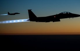  EUA bombardeiam combatentes iraquianos anti-Daesh na Síria