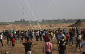  Forças israelitas mataram 3 palestinianos na 25.ª semana de protestos em Gaza