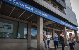  População do Monte da Caparica rejeita encerramento da CGD