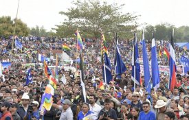  Evo Morales: «A terra é de quem a trabalha»