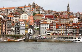 Porto deve pressionar Governo para resolver problemas de habitação