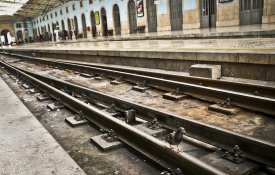  Greve dos revisores e trabalhadores de bilheteiras suprime comboios