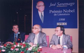 O primeiro livro que José Saramago publicou depois de lhe atribuírem o Prémio Nobel