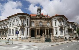Cresce número de autarquias que recusam novas competências