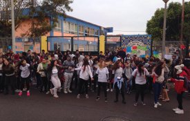  Estudantes do Montijo em protesto são alvo de repressão policial