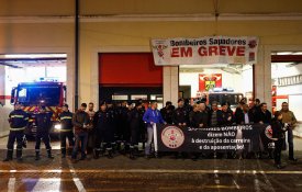 Greve dos bombeiros sapadores de Lisboa com adesão quase total