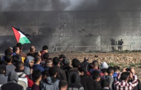 Centenas de palestinianos enfrentam forças de segurança israelitas em Gaza