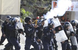 Polícia hondurenha volta a carregar sobre protestos contra as privatizações
