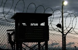  Nos 120 anos de Guantánamo, jornada virtual contra as bases militares