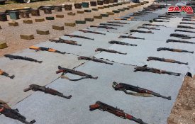 Exército sírio descobre mais esconderijos com armamento de terroristas