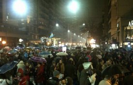  Milhares protestaram ruidosamente contra o «tarifazo» argentino