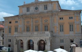 Segundo dia de greve no Teatro de São Carlos cala «La Bohème»