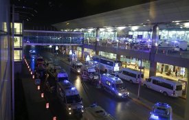 Explosão no aeroporto de Istambul