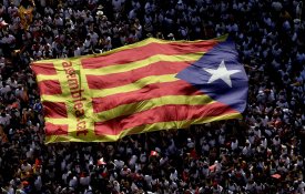 Parlamento chumba condenação à repressão na Catalunha