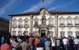 Trabalhadores do município de Braga exigem 35 horas para todos