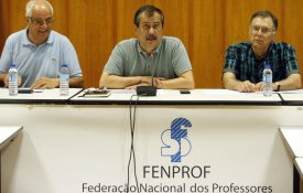Fenprof marca início do ano lectivo com reivindicações