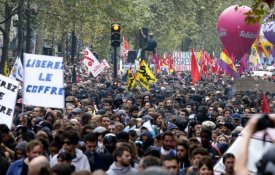 Mobilizações contra a Lei do Trabalho regressaram em força às ruas de França