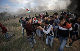 Forças israelitas matam 4 palestinianos em nova jornada de protestos