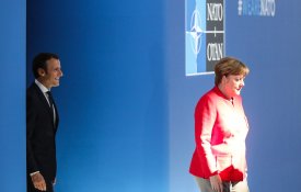 Macron pisca o olho a Merkel e ameaça a Síria