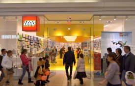 Lego despede 1400 trabalhadores depois de lucros recorde nos últimos anos