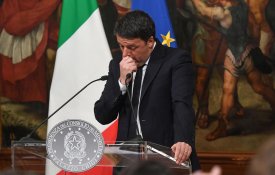  Italianos rejeitam alterações constitucionais e Renzi demite-se
