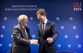 UE quer acelerar Brexit «por mais doloroso que seja»