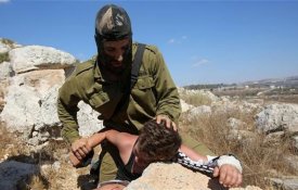 Lei israelita permite aprisionar crianças palestinianas com menos de 14 anos
