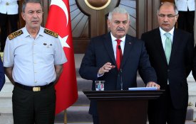 Turquia: depois da sublevação contam-se as vítimas