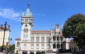  Município de Sintra intenta acção em tribunal contra o FAM