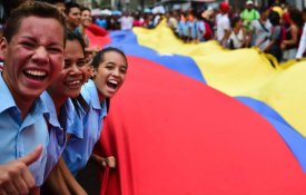 OEA aprova declaração de apoio ao diálogo na Venezuela