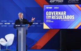 Jornadas Parlamentares da AD negam a realidade e alinhavam narrativas ideológicas