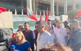 Seguranças do Hotel Cascais Miragem tentam impedir plenário sindical