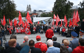 Comunistas preparam-se para enfrentar o neoliberalismo nas eleições russas