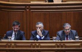 Início de ano lectivo: para o Governo está tudo bem quando está tudo mal