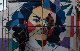 PS critica mural de Catarina Eufémia por «opção ideológica forte e desadequada» 