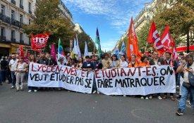 Fenprof solidária com a luta dos estudantes e docentes franceses