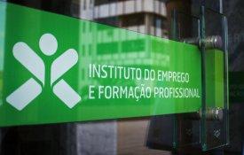 Desemprego registado continua a diminuir