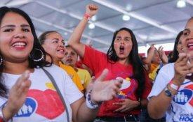 Delegadas de 61 países no Congresso Internacional de Mulheres, em Caracas