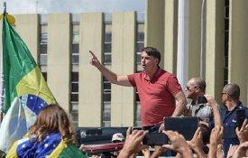 Juristas solicitam abertura de processo criminal contra Jair Bolsonaro