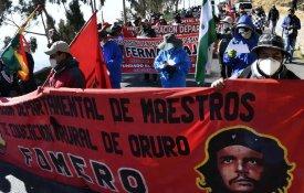 Milhares manifestam-se em defesa dos direitos e contra o governo golpista boliviano